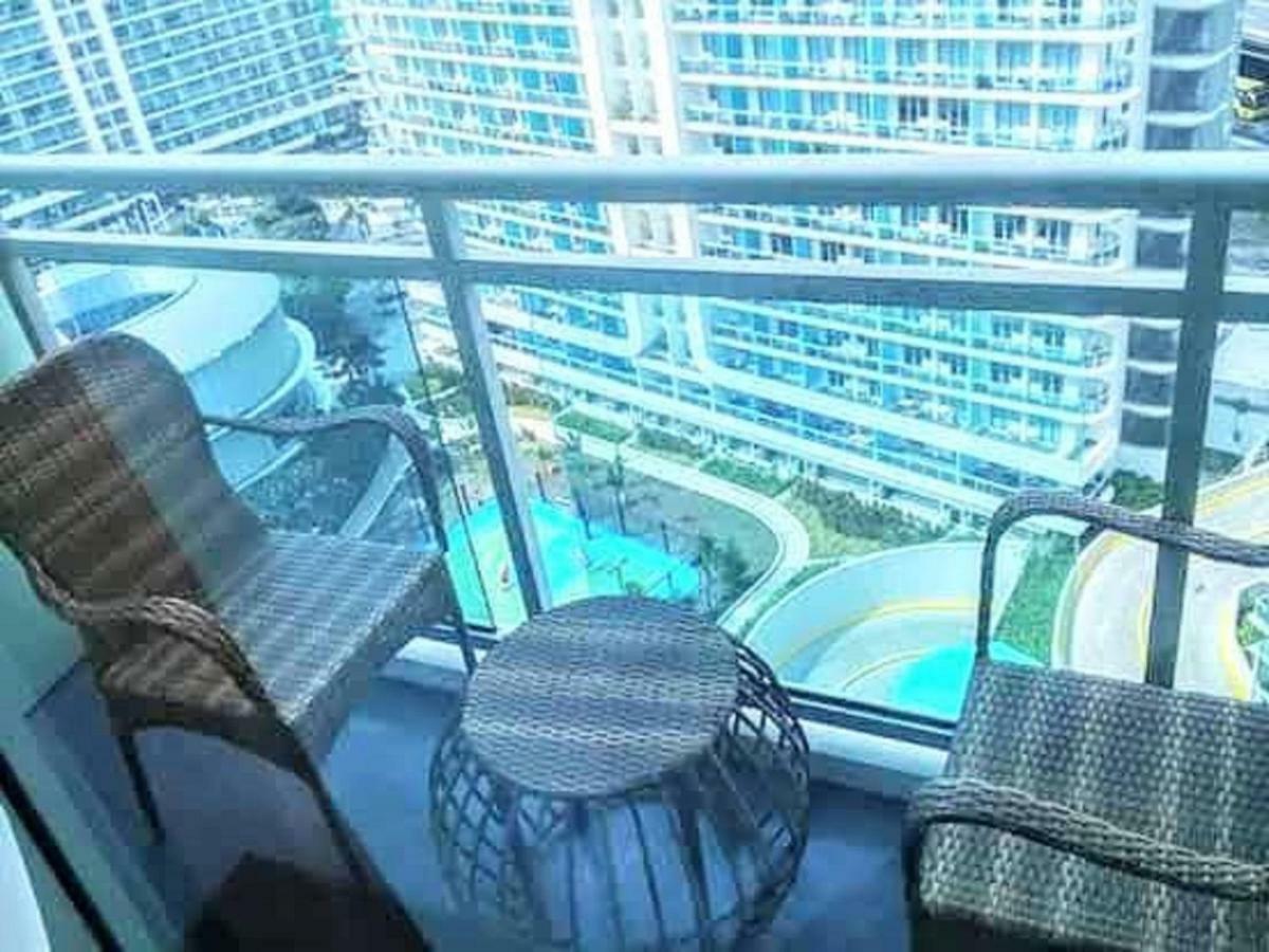 מנילה Azure C5 Man-Made Beach Balcony Multiple Units מראה חיצוני תמונה